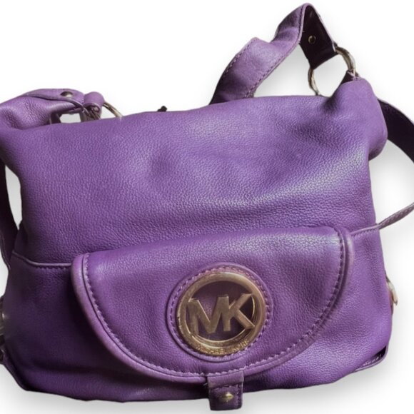 Michael Kors Fulton Purple Pebbled Leather Snap Pocket Logo Large Hobo Bag - Picture 1 of 13